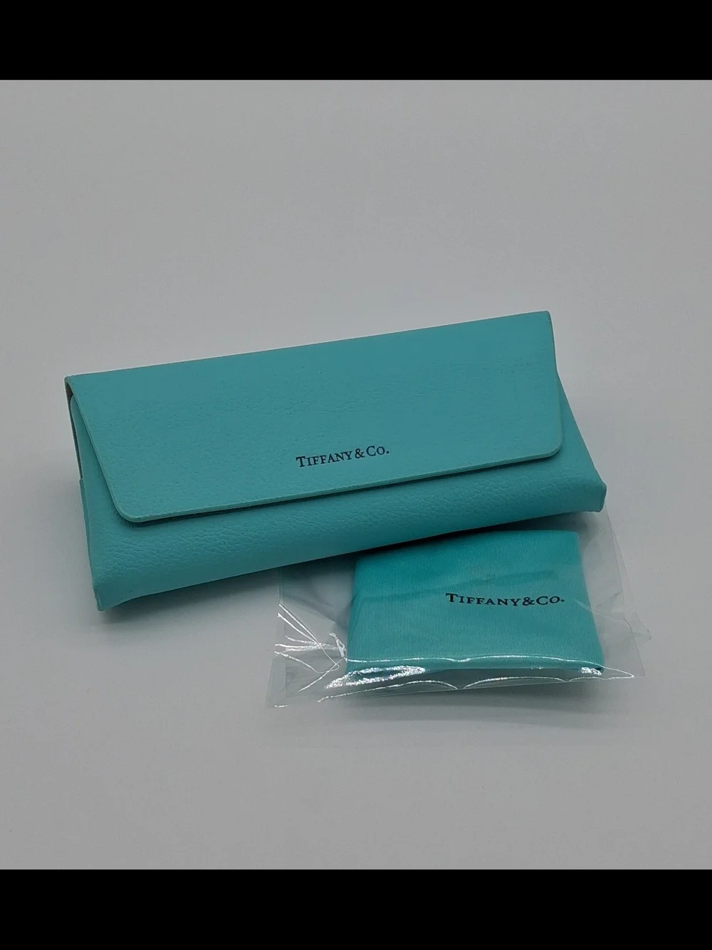 TIFFANY & CO. Blue Eyeglasses Sunglasses Case with Logo Cleaning Cloth